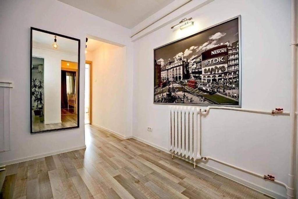 Poetry I Piata Victorei Bukarest Exteriör bild