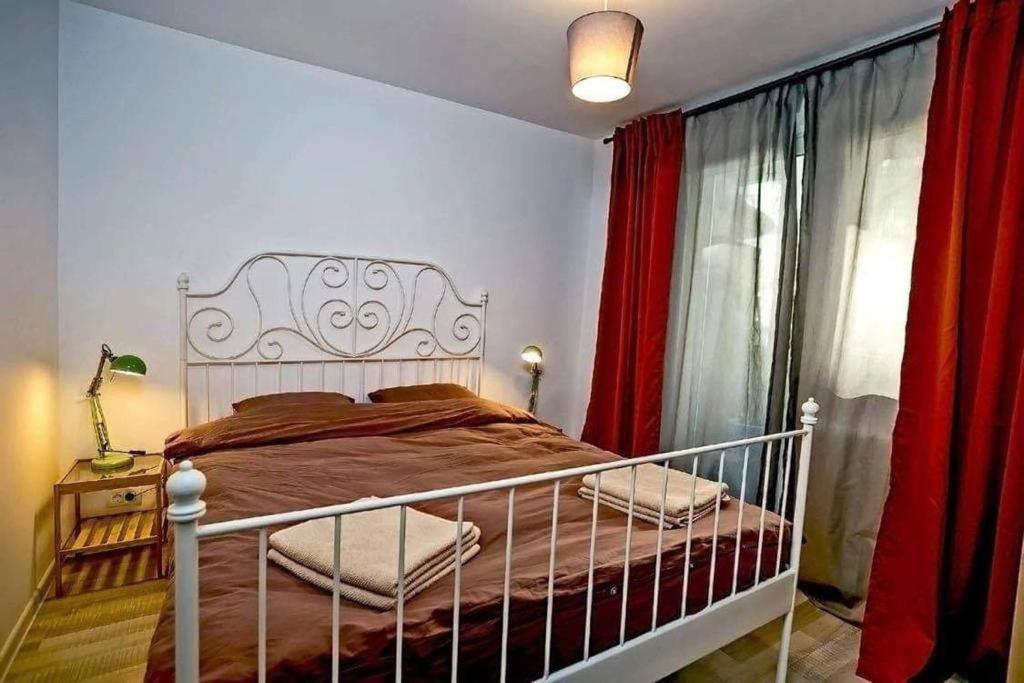 Poetry I Piata Victorei Bukarest Exteriör bild